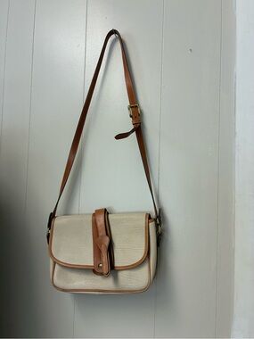 Vintage Dooney & Bourke Leather Crossbody Bag with Cream & Brown Trim - Used